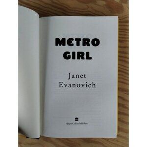 Metro Girl Janet Evanovich Hardcover Book New